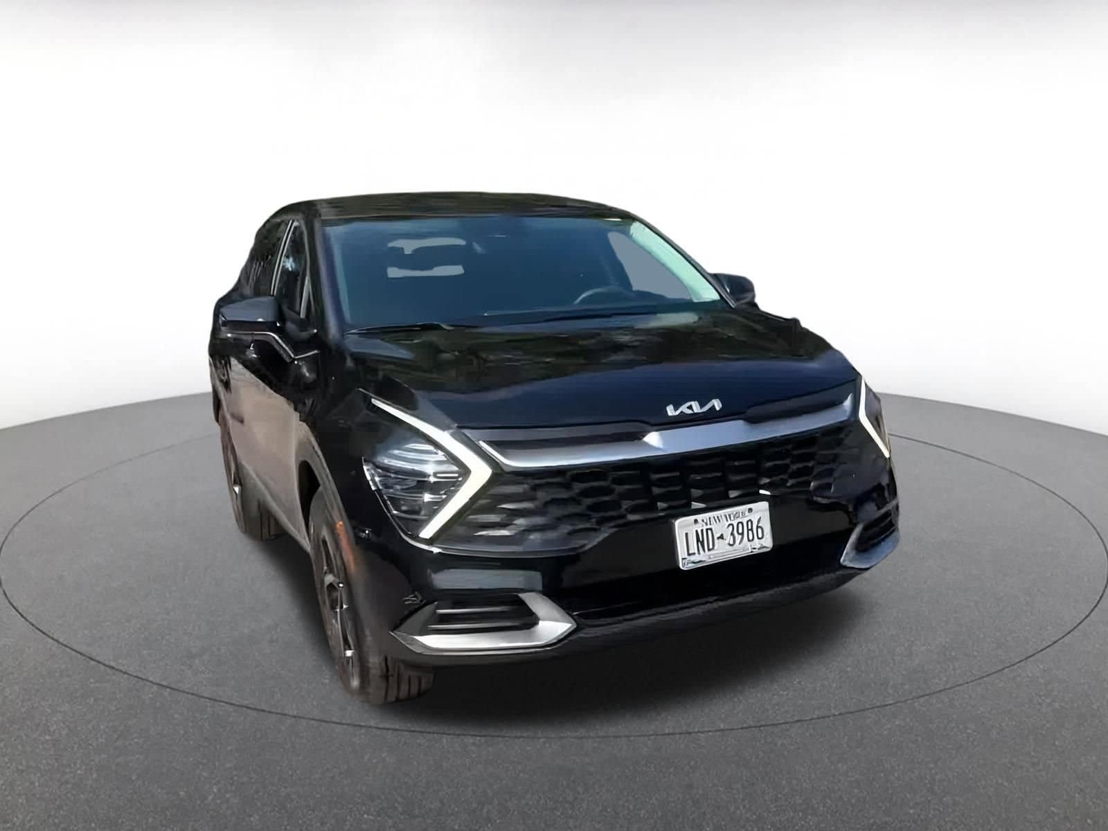 Thumbnail: 2024 Kia Sportage - 3