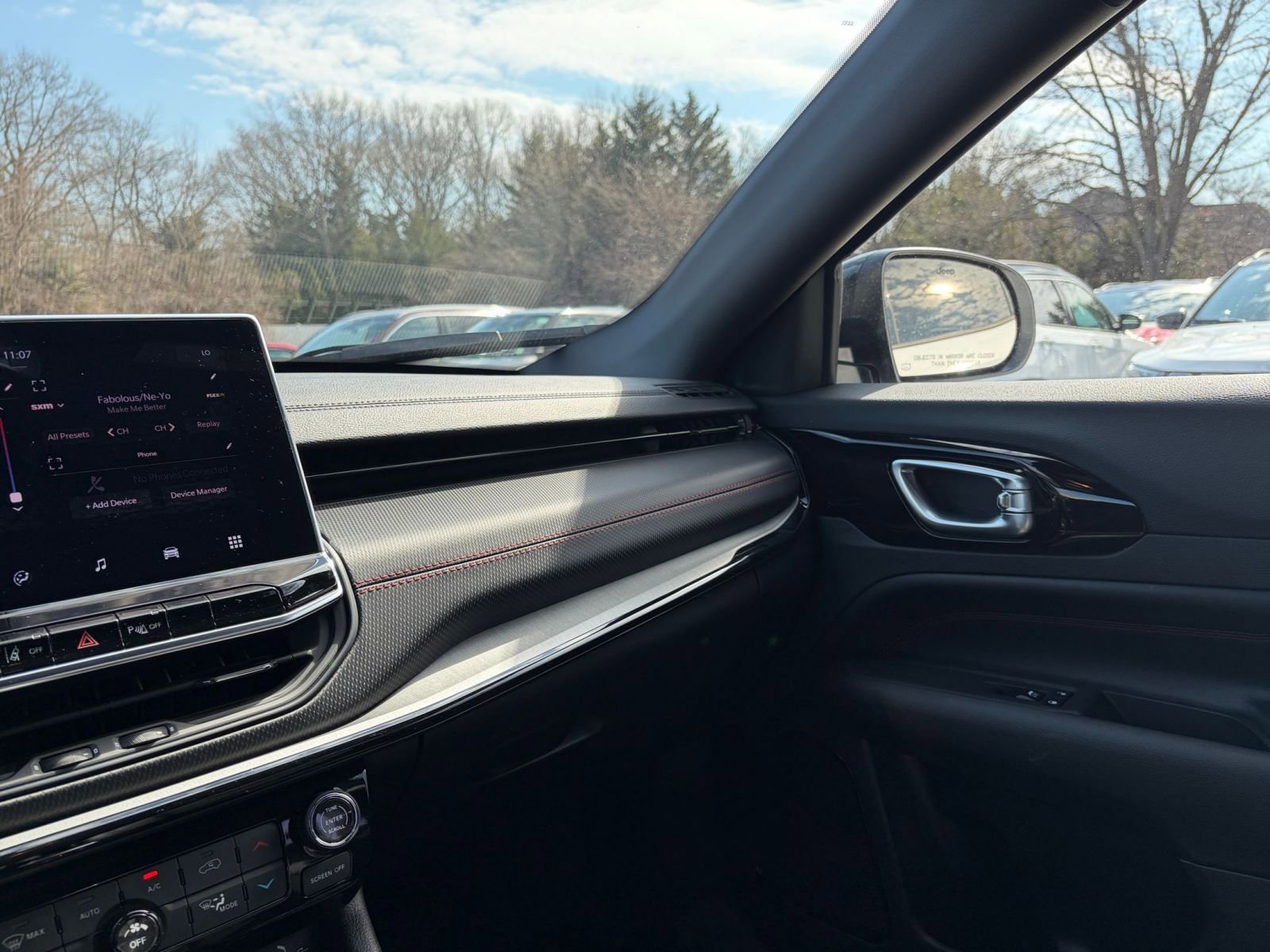 Thumbnail: 2025 Jeep Compass - 34