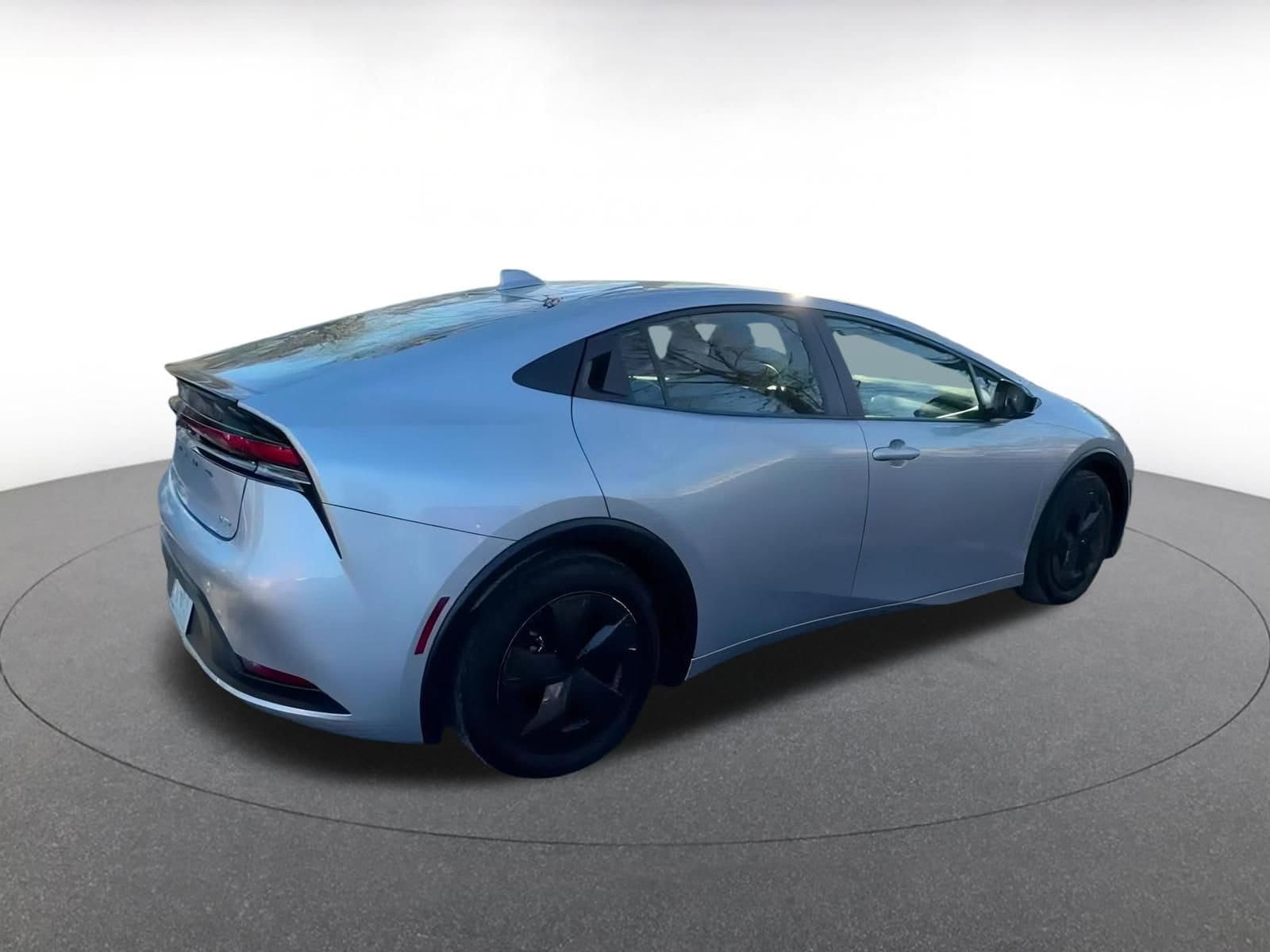 Thumbnail: 2025 Toyota Prius - 15