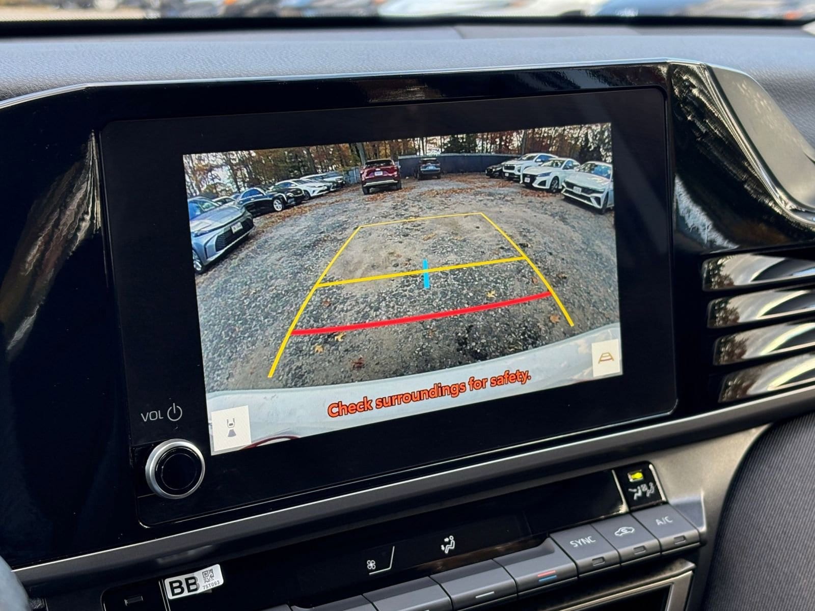 Thumbnail: 2025 Toyota Camry - 17