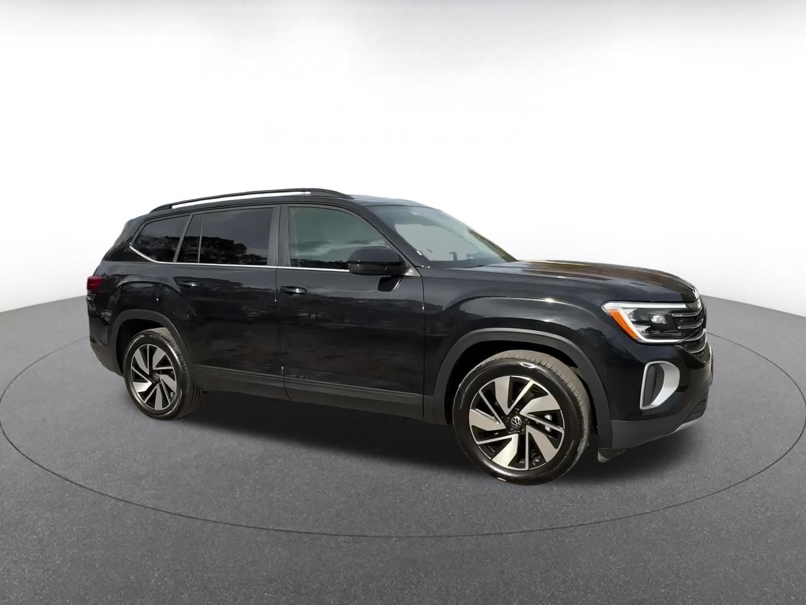 Thumbnail: 2025 Volkswagen Atlas - 2