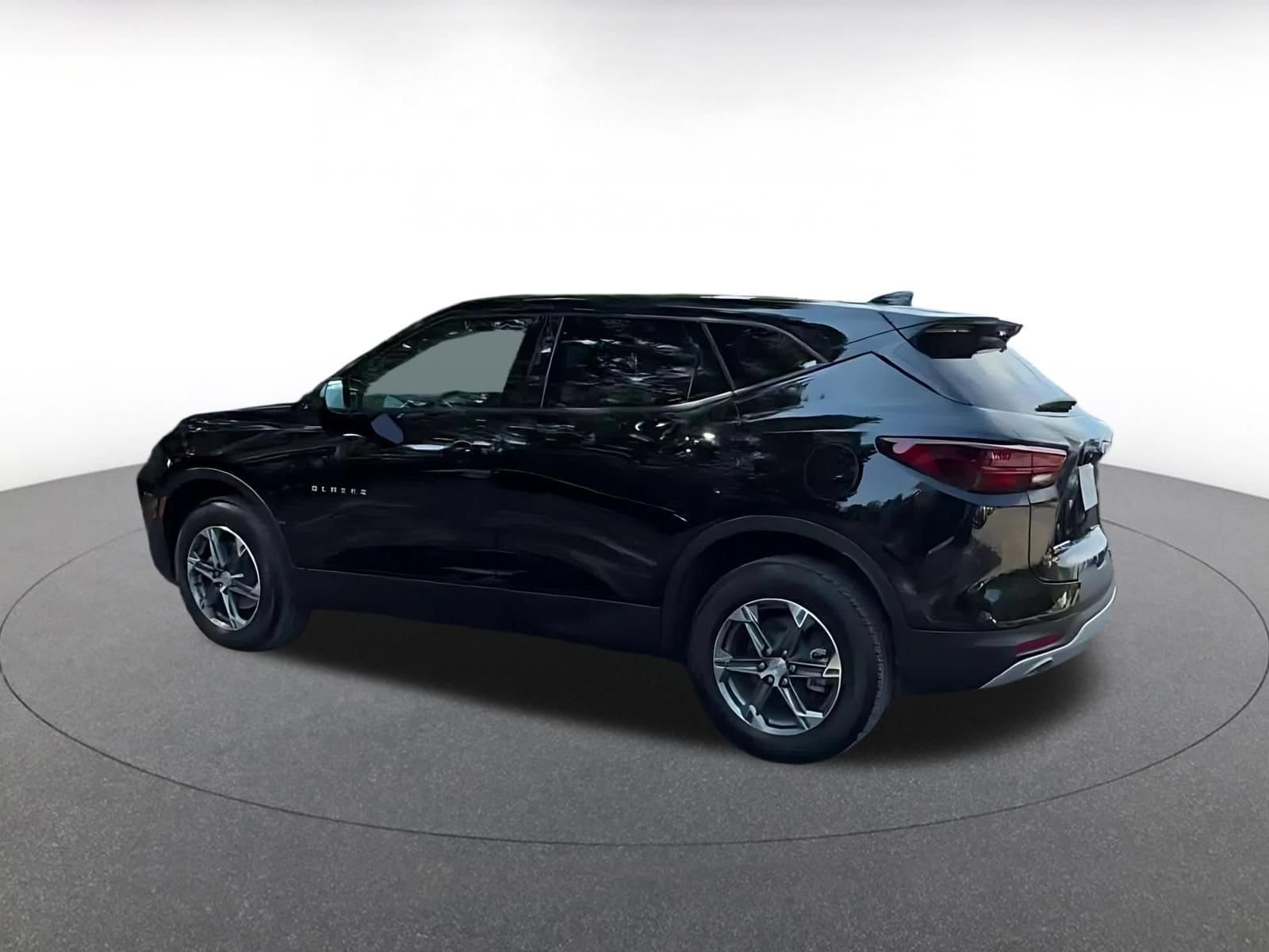 Thumbnail: 2026 Chevrolet Blazer - 14