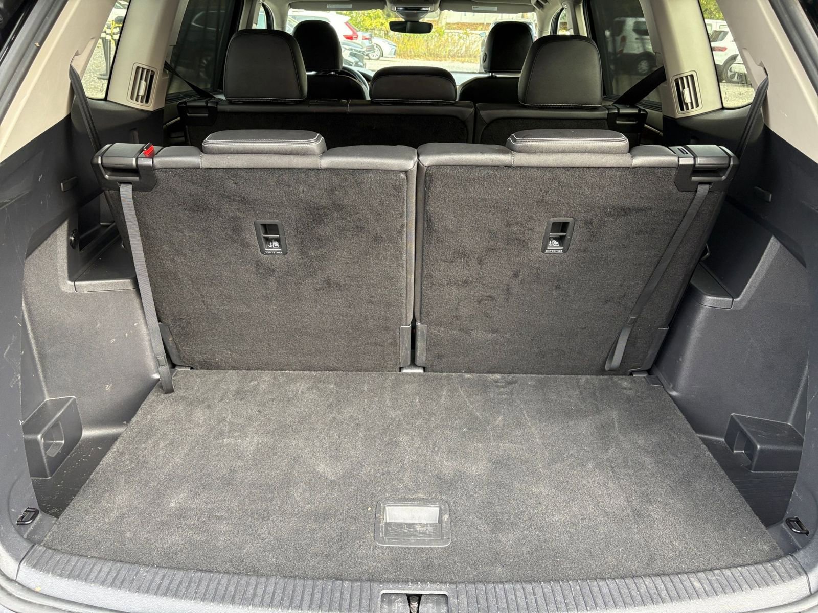 Thumbnail: 2025 Volkswagen Atlas - 32