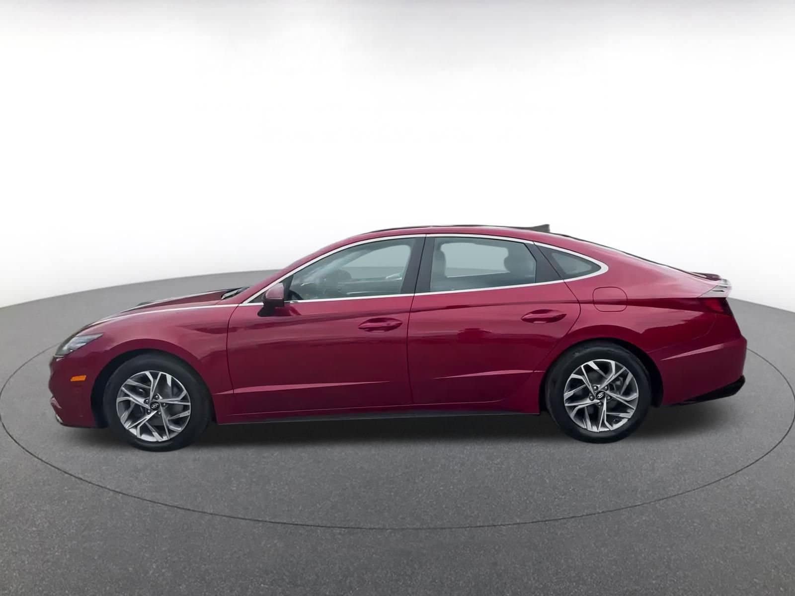 Thumbnail: 2023 Hyundai Sonata - 8