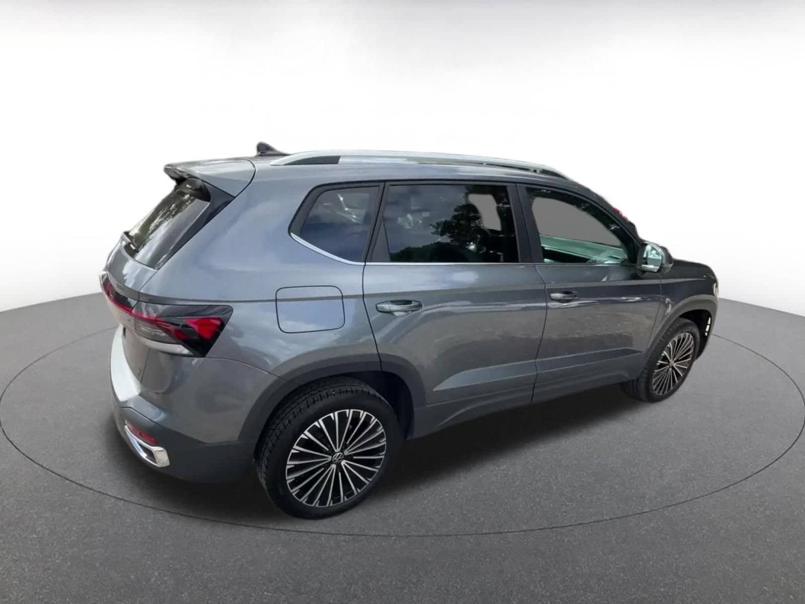 Thumbnail: 2026 Volkswagen Taos - 15
