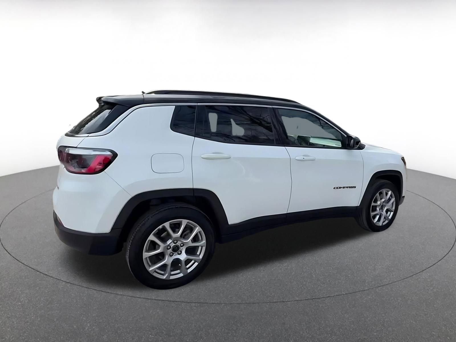 Thumbnail: 2025 Jeep Compass - 15