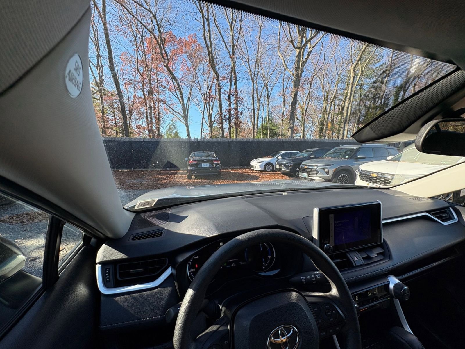 Thumbnail: 2025 Toyota RAV4 - 30