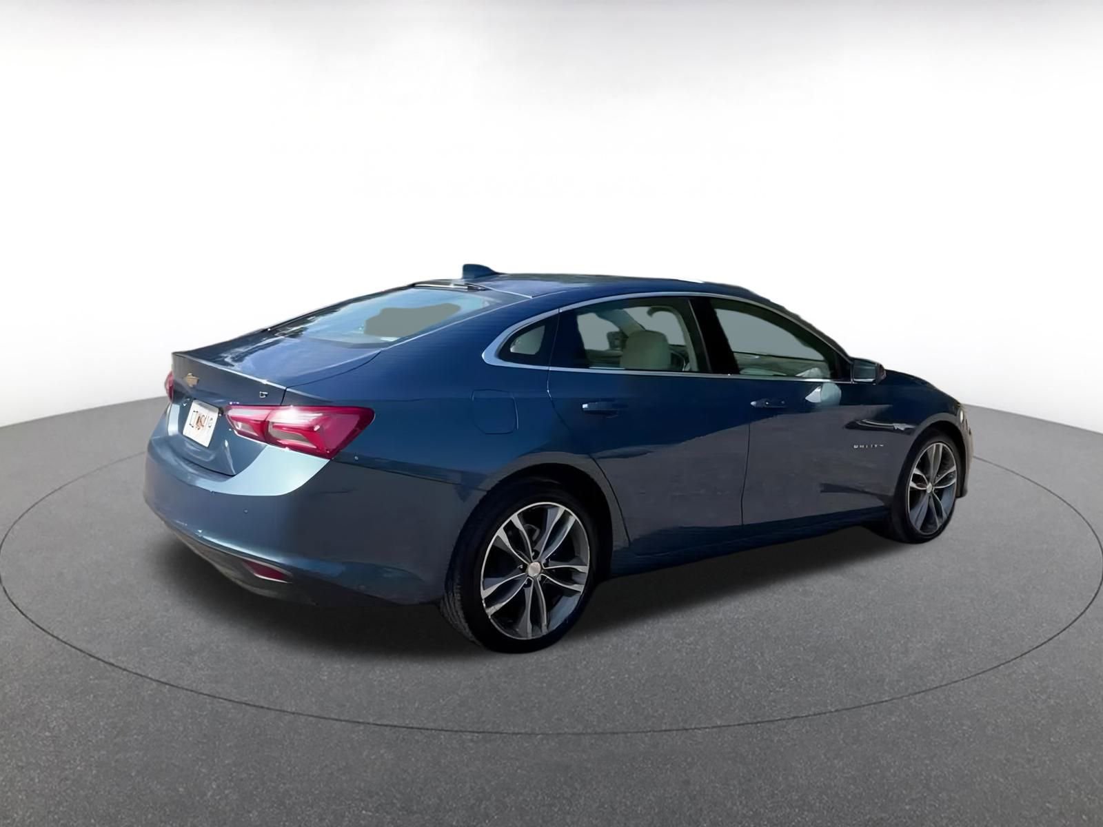 Thumbnail: 2024 Chevrolet Malibu - 15