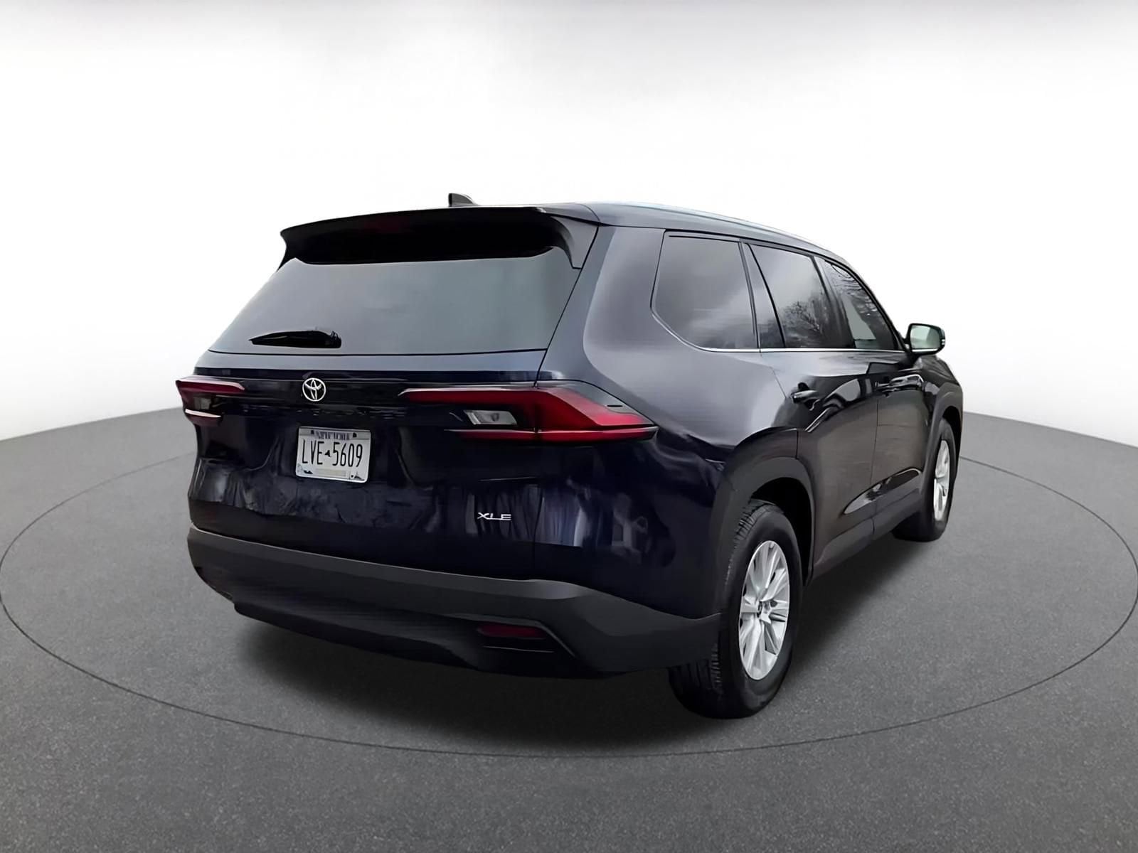 Thumbnail: 2025 Toyota Grand Highlander - 15