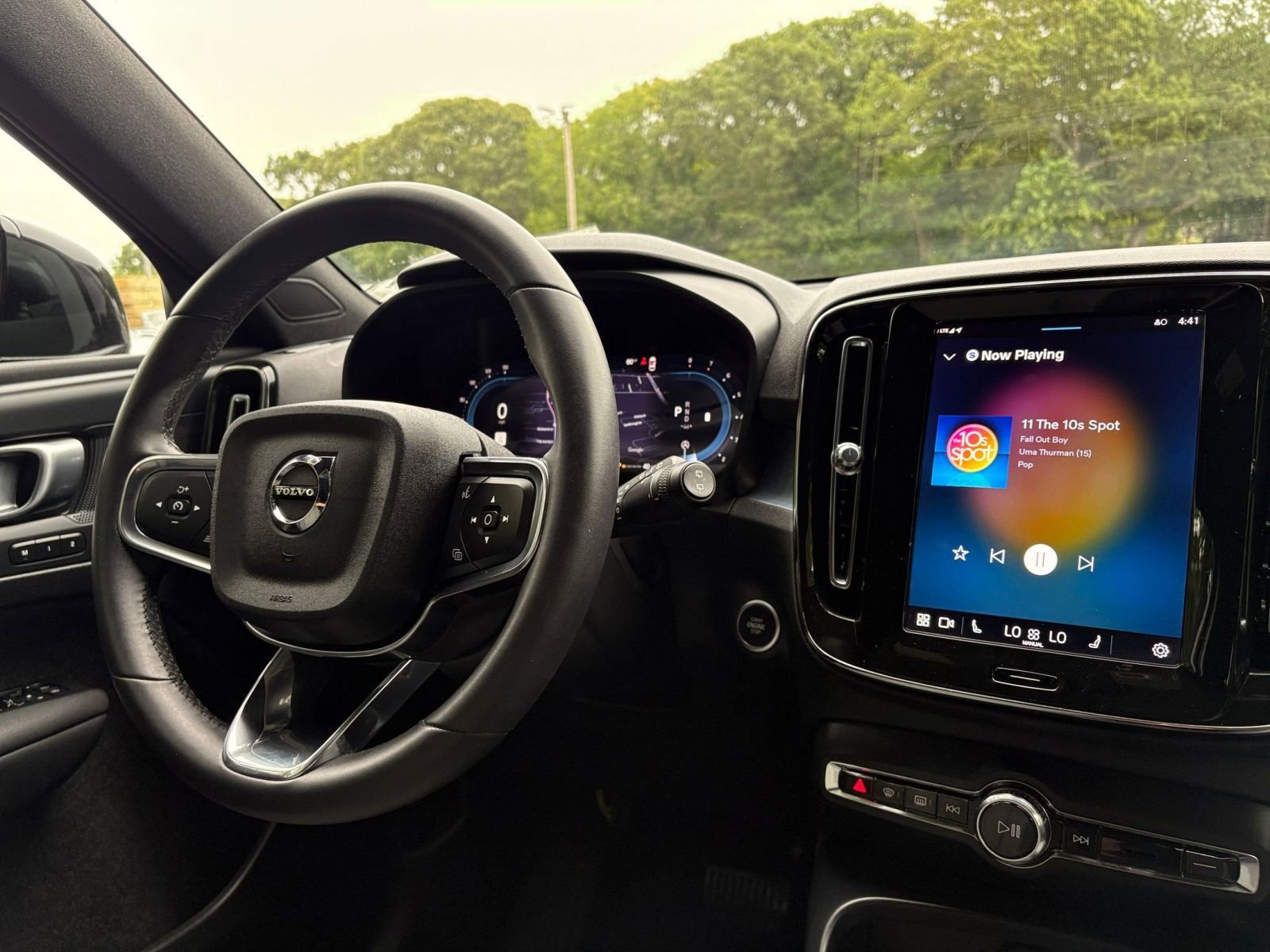 Thumbnail: 2024 Volvo XC40 - 34