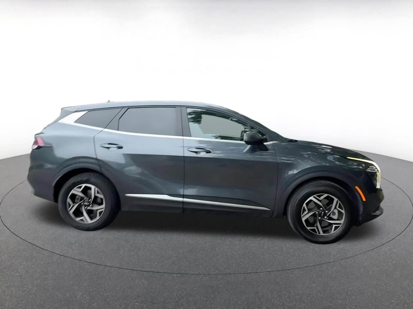 Thumbnail: 2024 Kia Sportage - 16