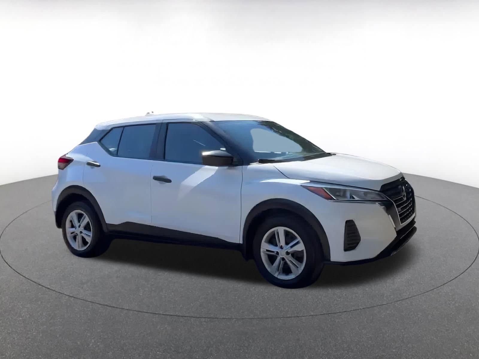 Thumbnail: 2024 Nissan Kicks - 2