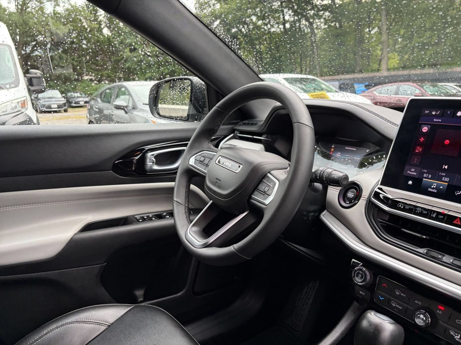Thumbnail: 2025 Jeep Compass - 34
