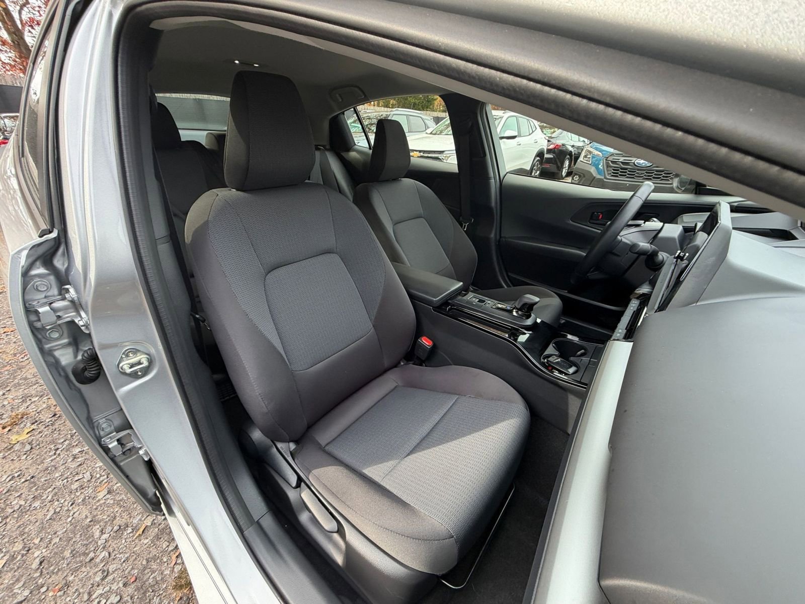 Thumbnail: 2025 Toyota Prius - 34