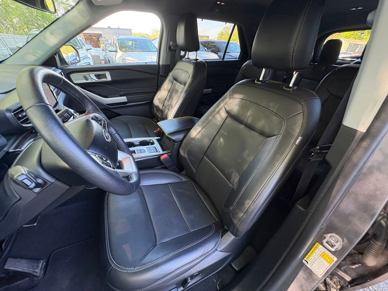 Thumbnail: 2024 Ford Explorer - 32