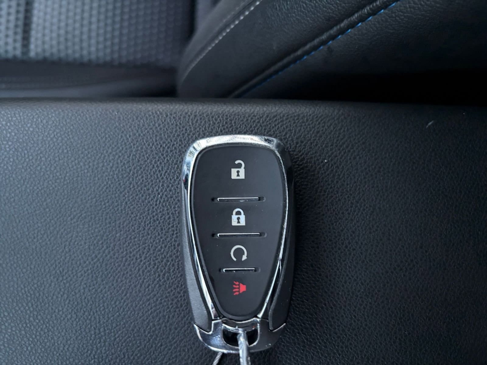 Thumbnail: 2025 Chevrolet Trax - 22