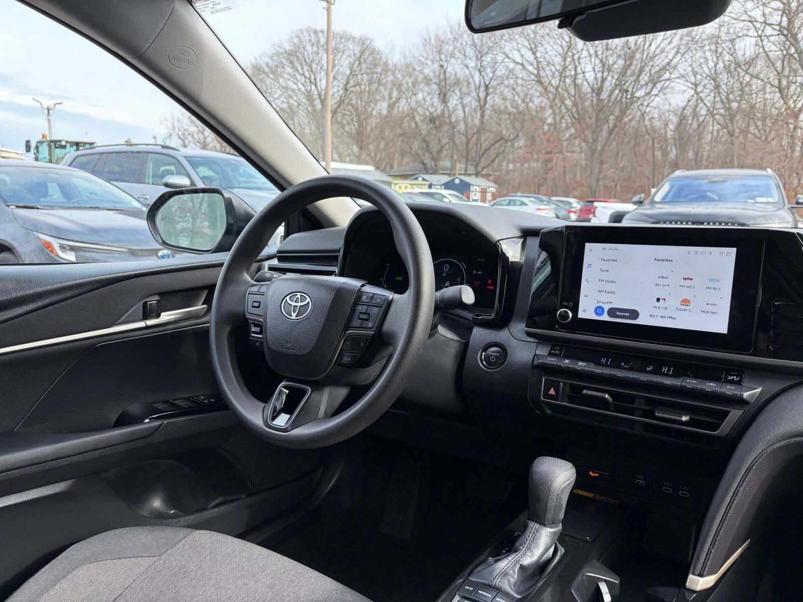 Thumbnail: 2025 Toyota Camry - 33