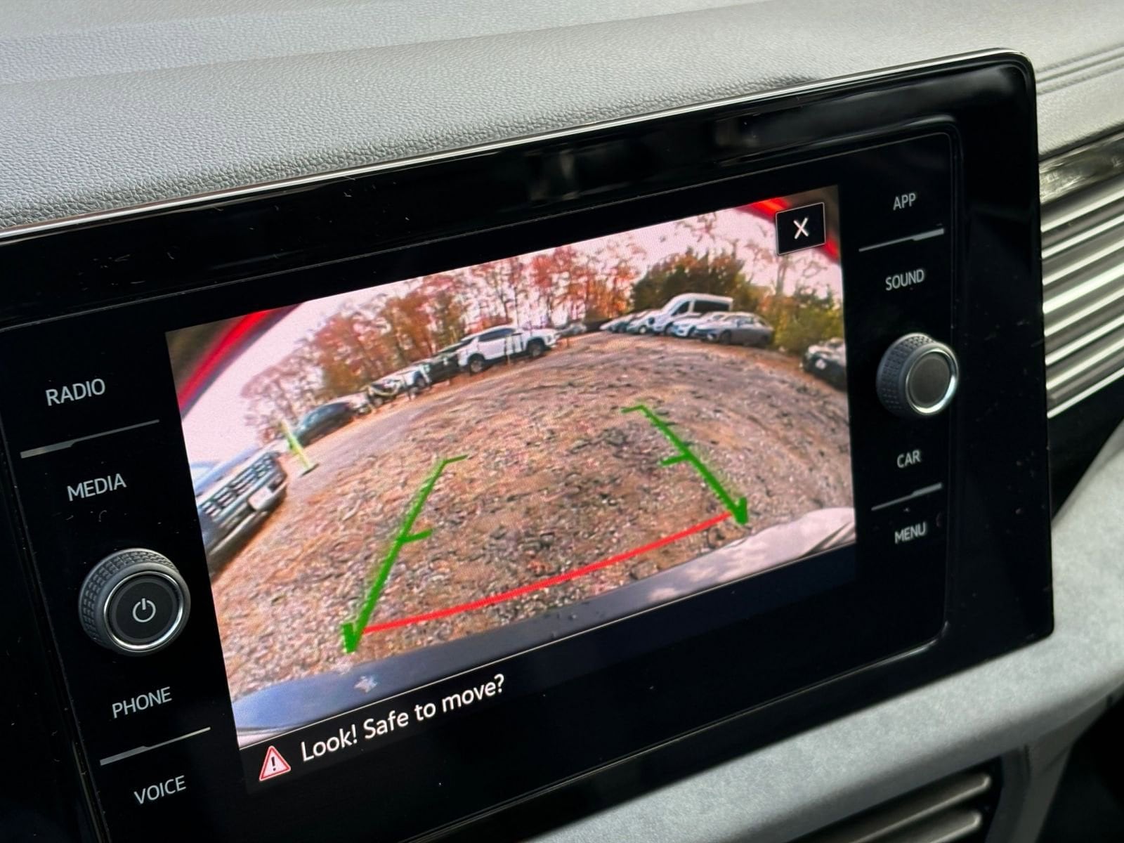 Thumbnail: 2025 Volkswagen Jetta - 17