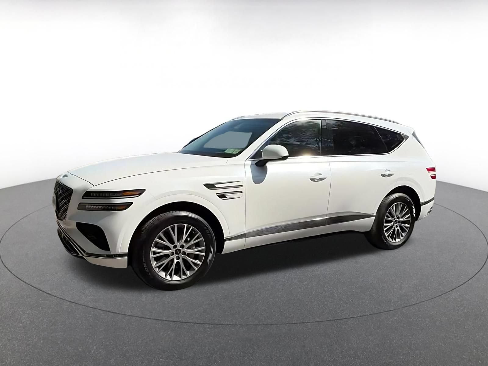 Thumbnail: 2026 Genesis GV80 - 6