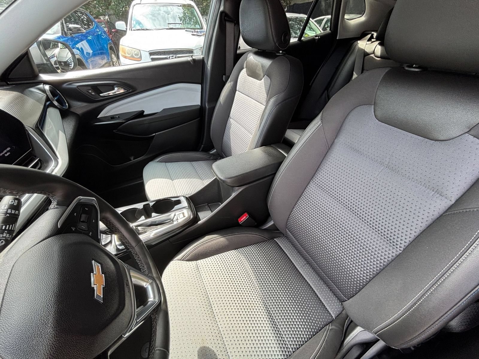 Thumbnail: 2025 Chevrolet Trax - 27
