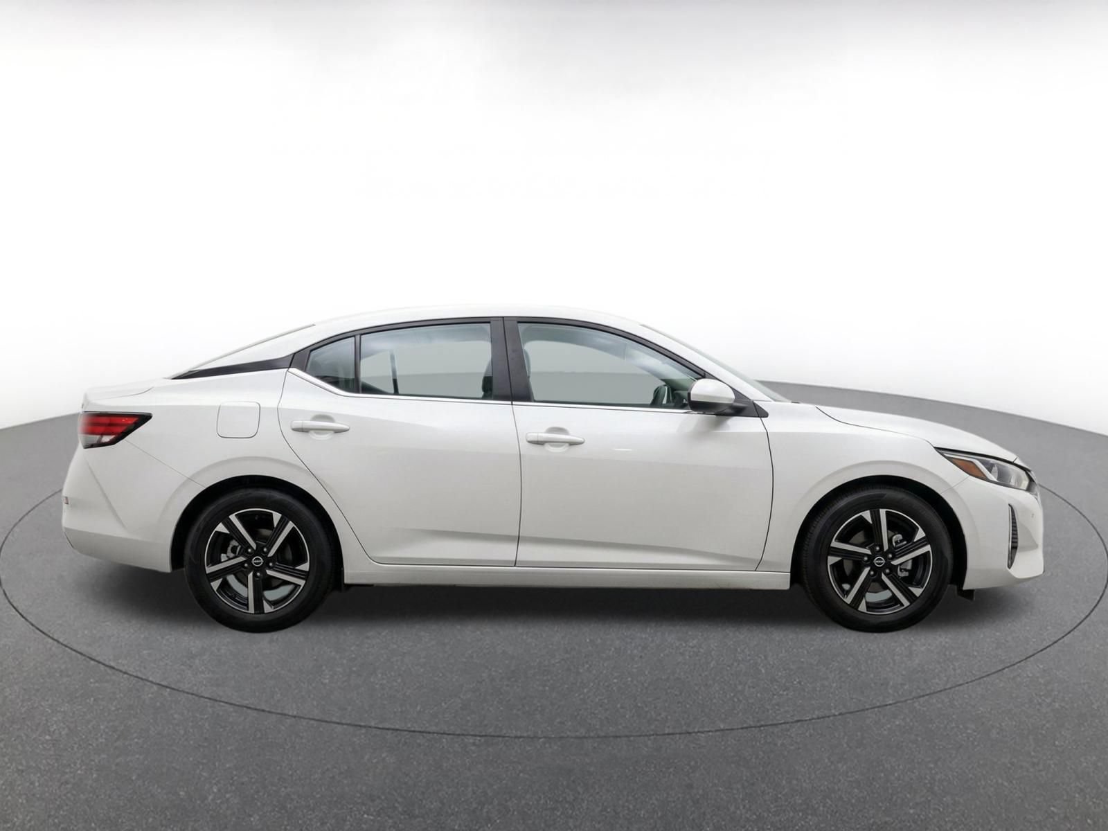 Thumbnail: 2025 Nissan Sentra - 13