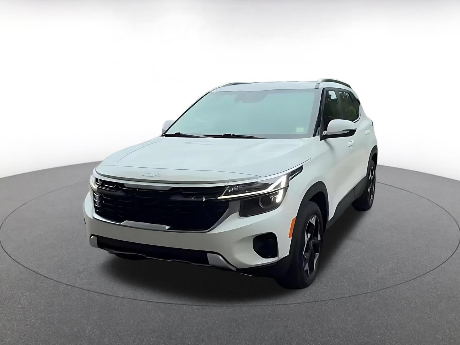Thumbnail: 2025 Kia Seltos - 8