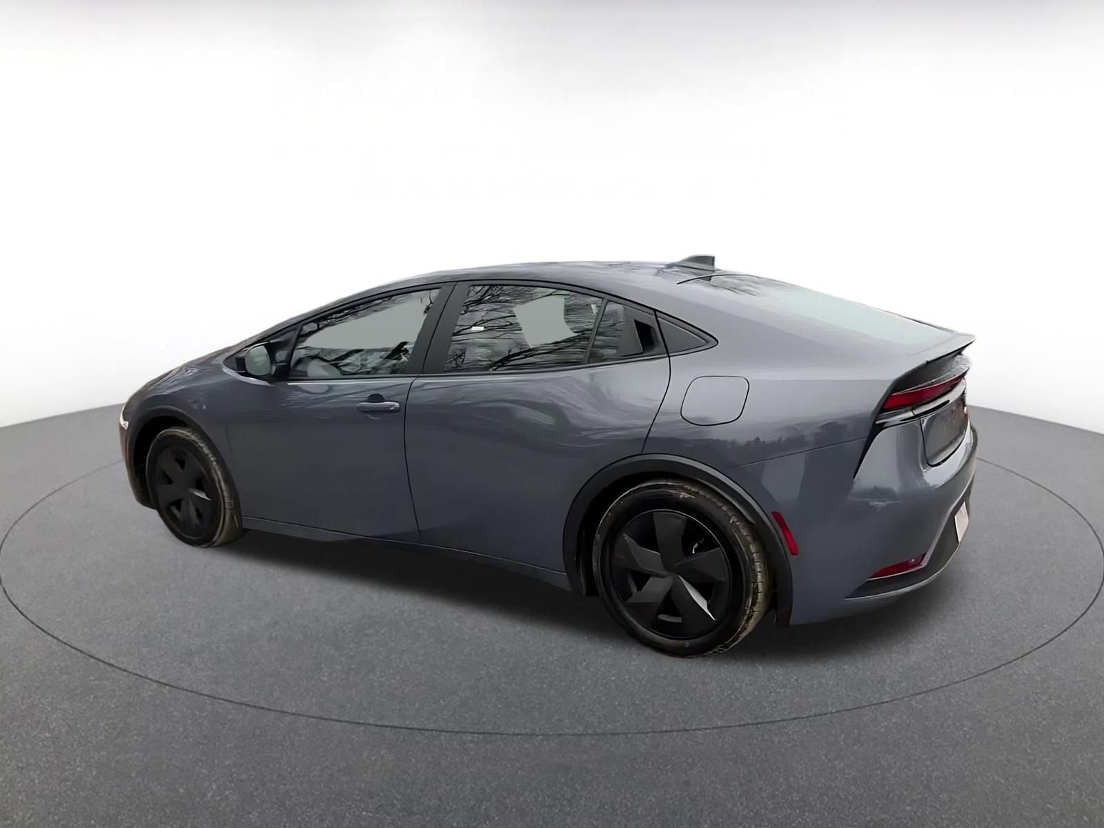 Thumbnail: 2025 Toyota Prius - 9
