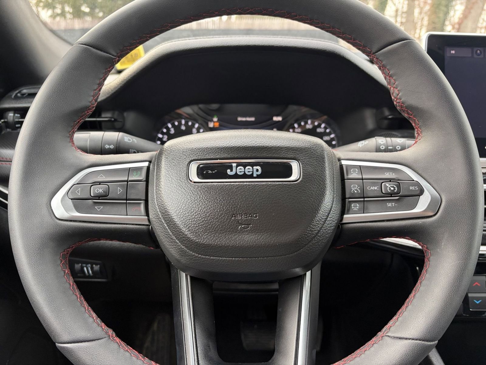 Thumbnail: 2025 Jeep Compass - 27