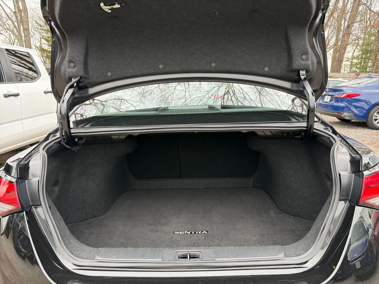 Thumbnail: 2025 Nissan Sentra - 29