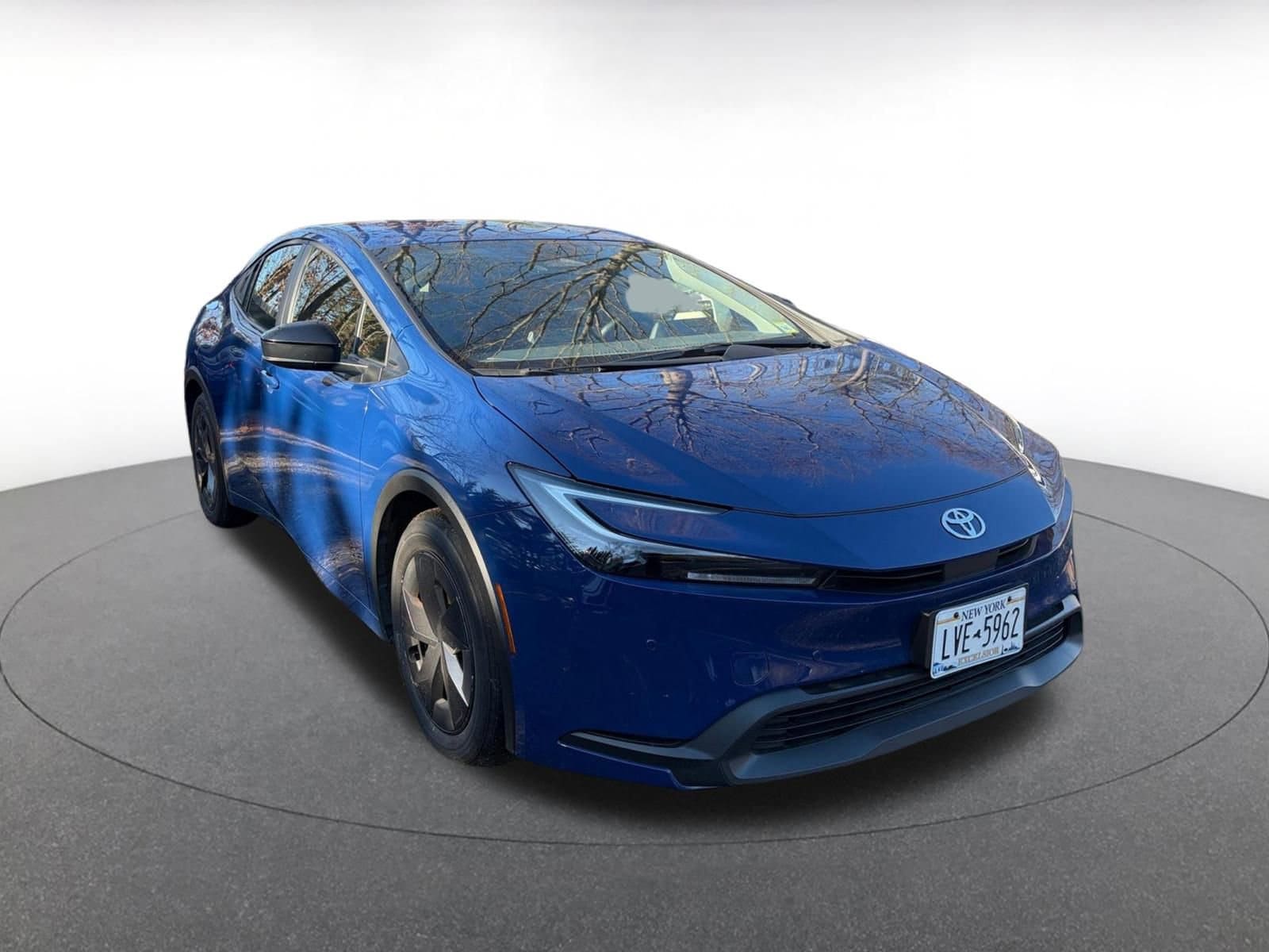 Thumbnail: 2025 Toyota Prius - 1