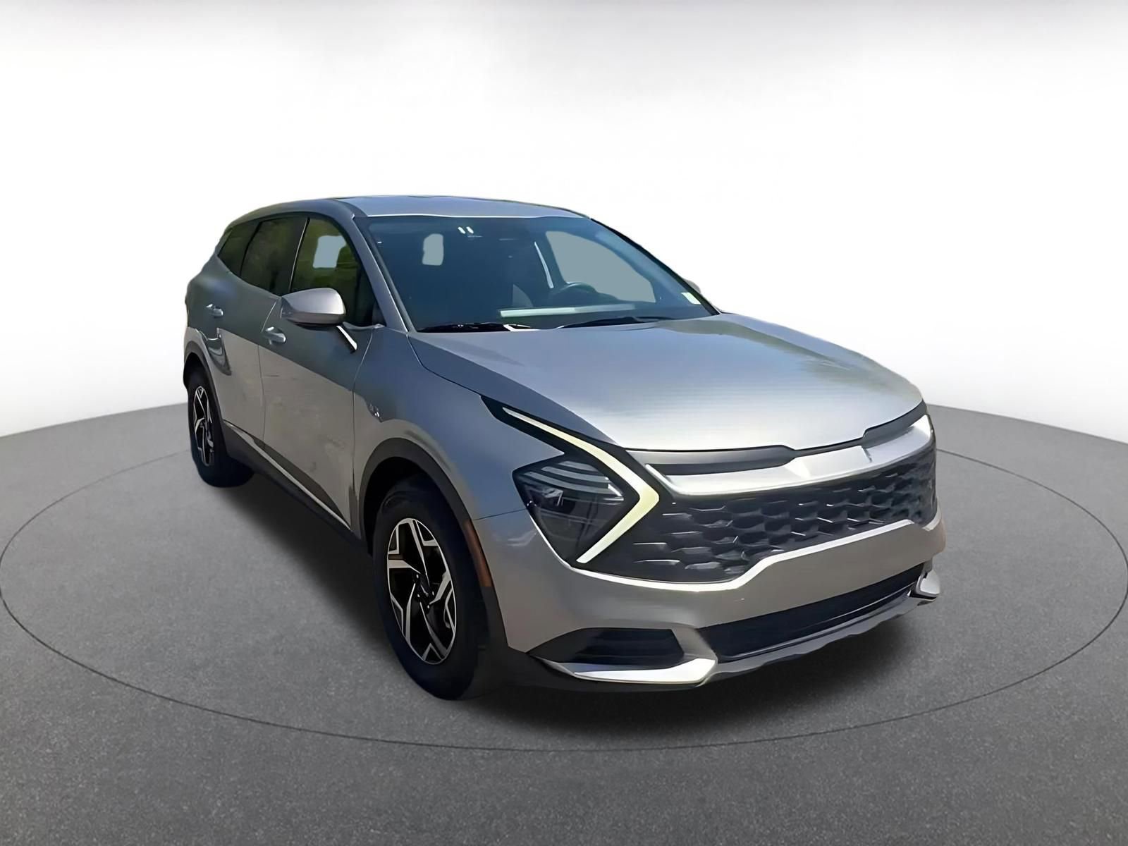 Thumbnail: 2025 Kia Sportage - 3