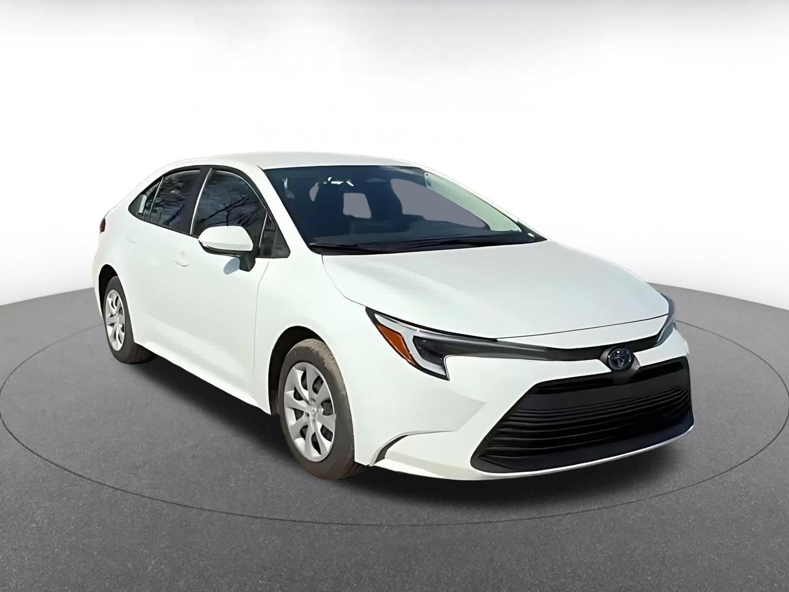 Thumbnail: 2025 Toyota Corolla - 3