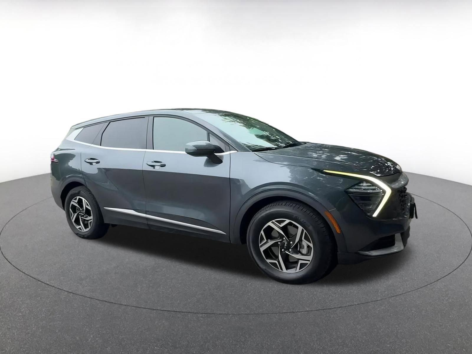 Thumbnail: 2024 Kia Sportage - 2