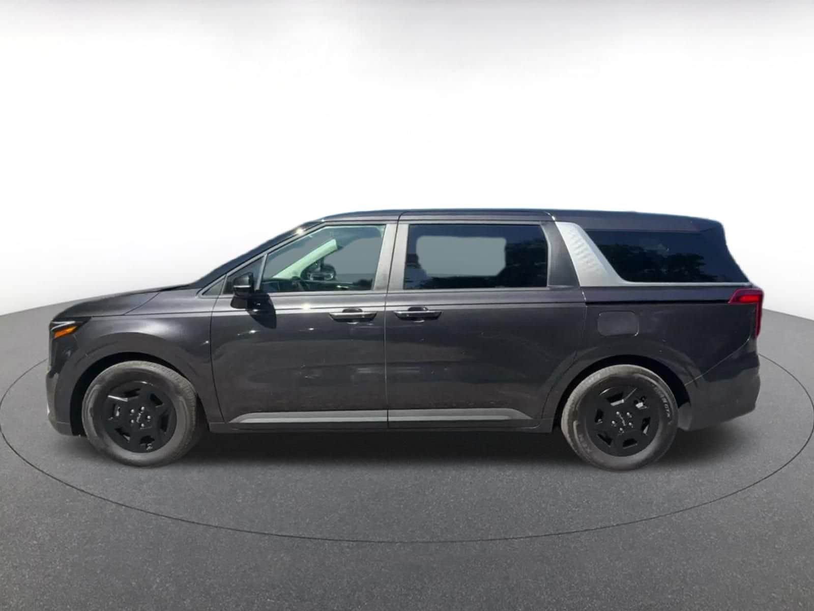 Thumbnail: 2026 Kia Carnival - 8
