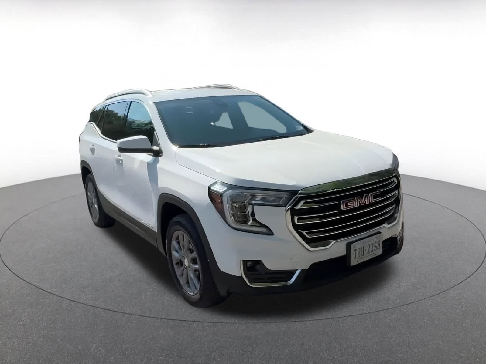 Thumbnail: 2024 GMC Terrain - 3