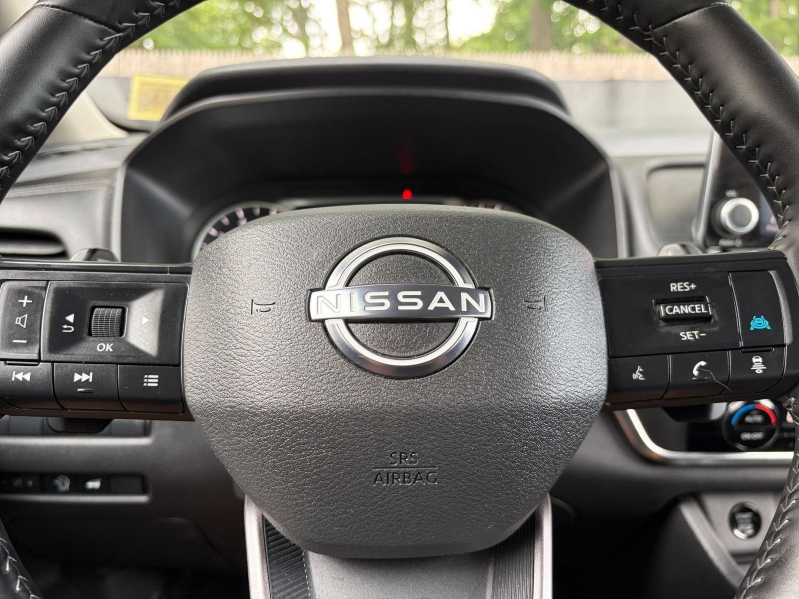 Thumbnail: 2025 Nissan Rogue - 30