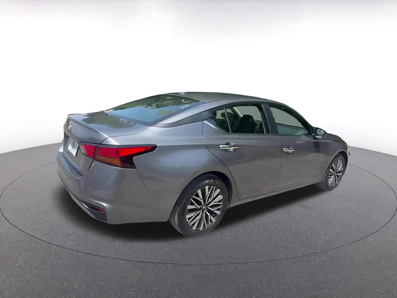 Thumbnail: 2025 Nissan Altima - 12