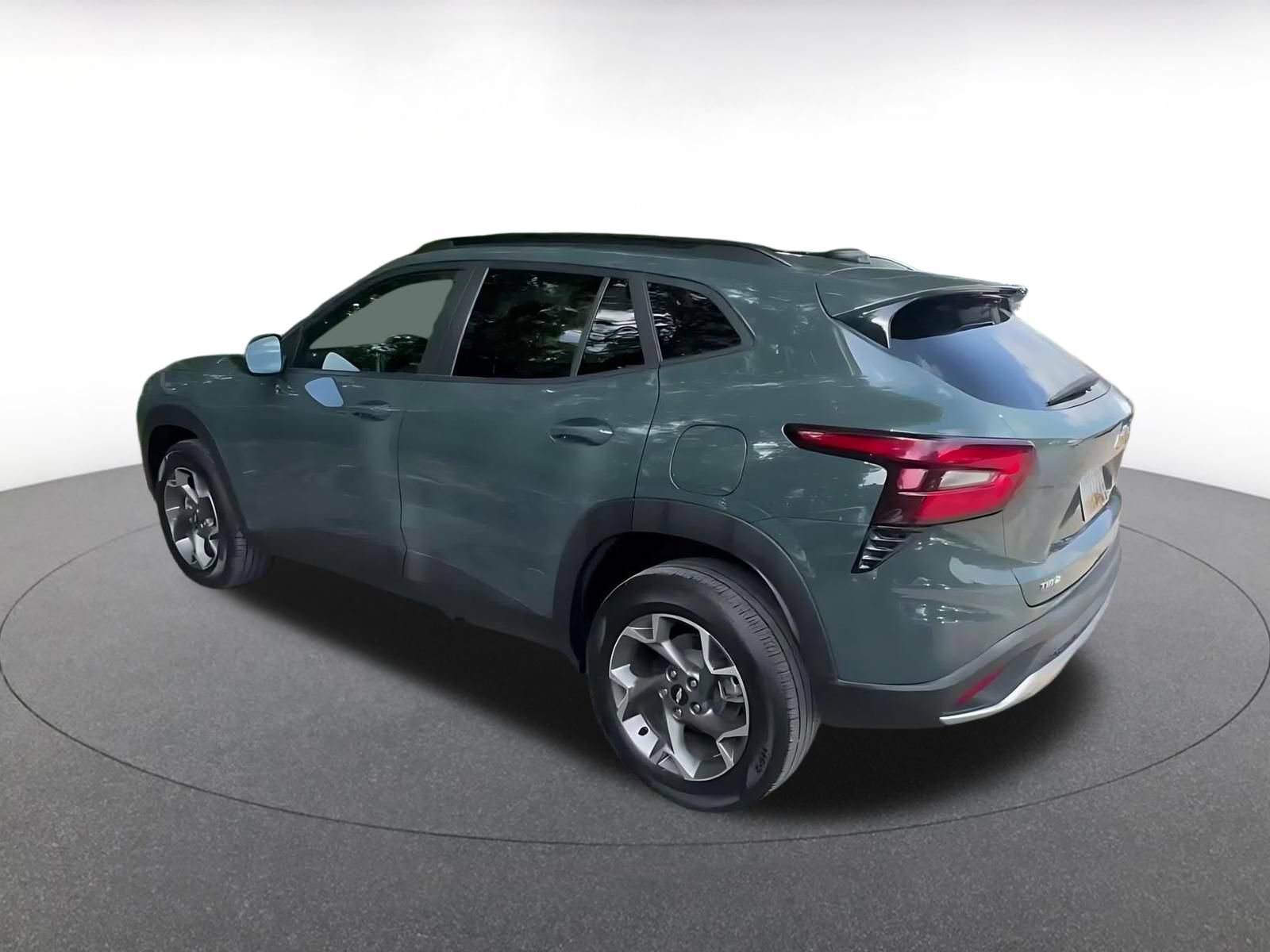 Thumbnail: 2025 Chevrolet Trax - 9