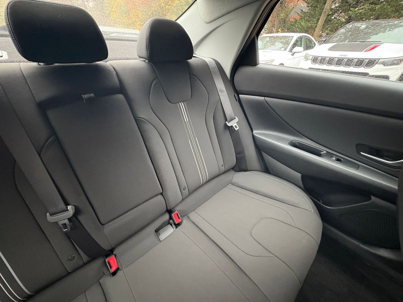 Thumbnail: 2025 Hyundai Elantra - 33