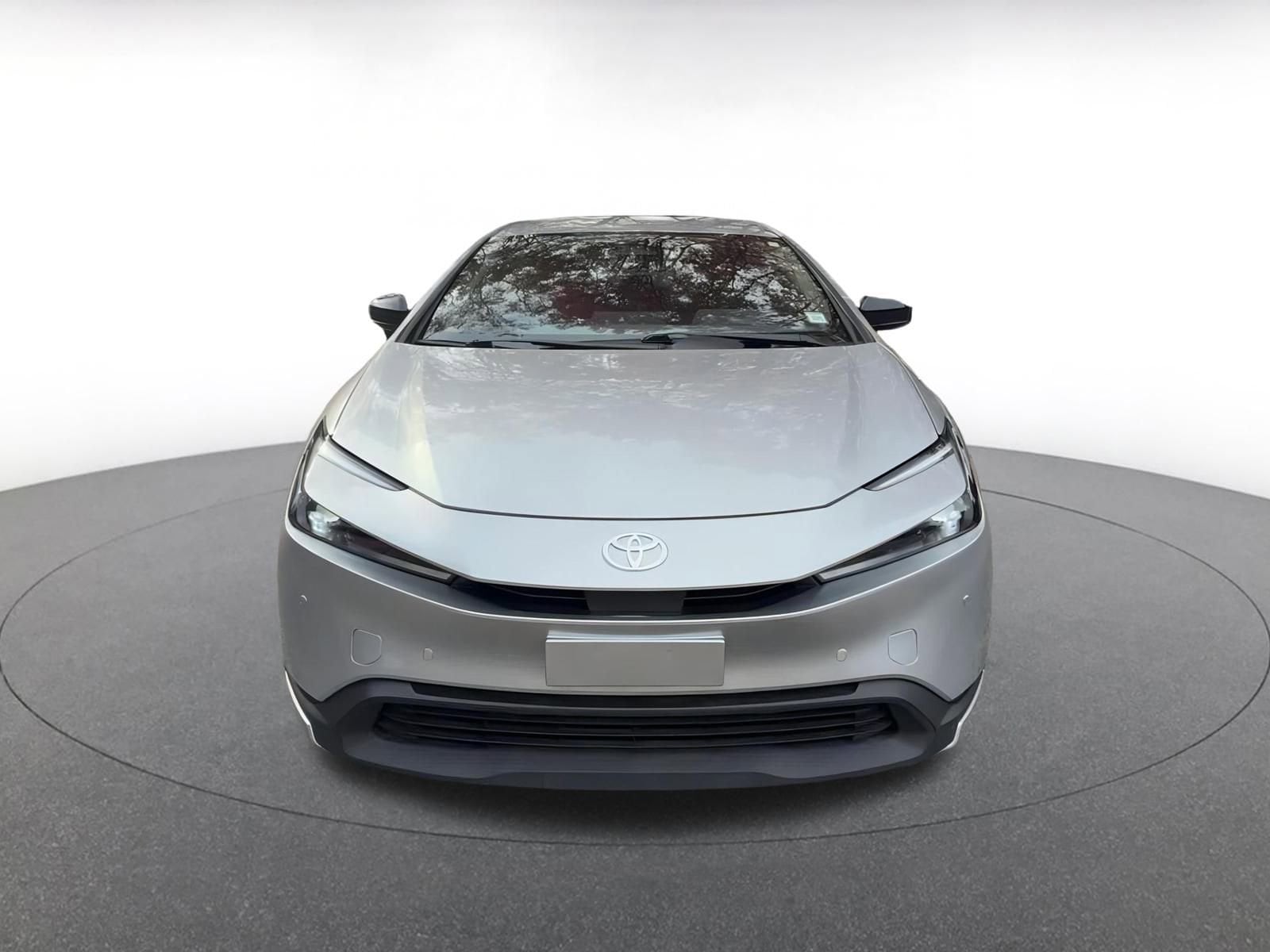 Thumbnail: 2025 Toyota Prius - 4