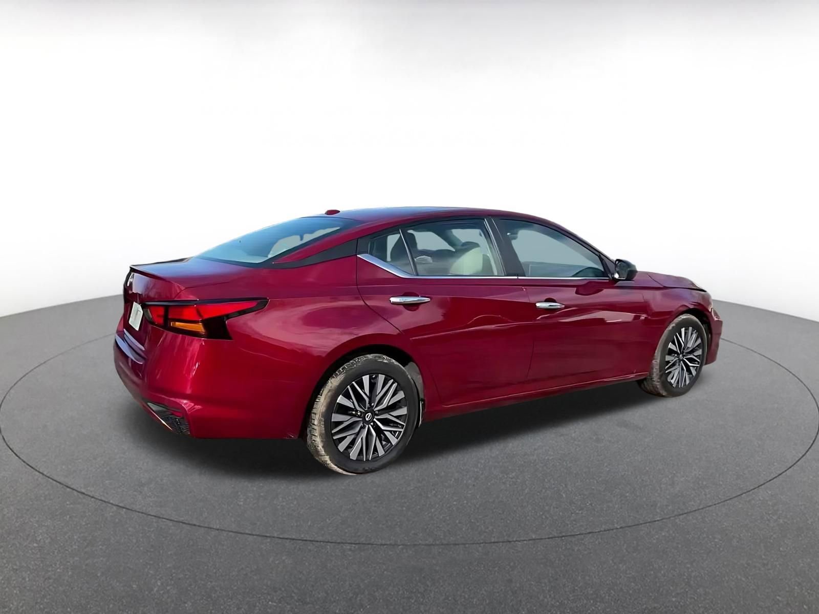 Thumbnail: 2025 Nissan Altima - 14