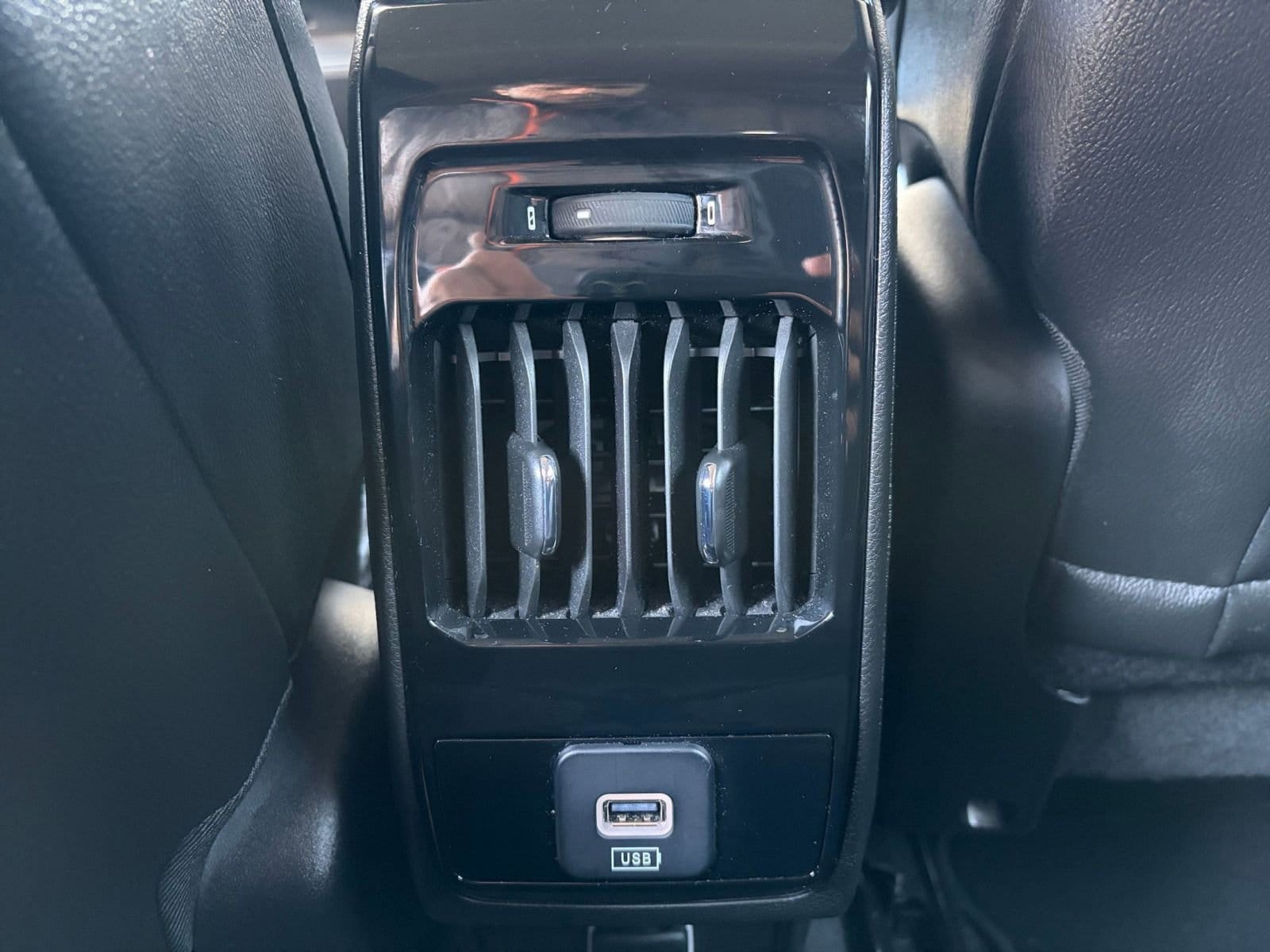 Thumbnail: 2025 Jeep Compass - 23