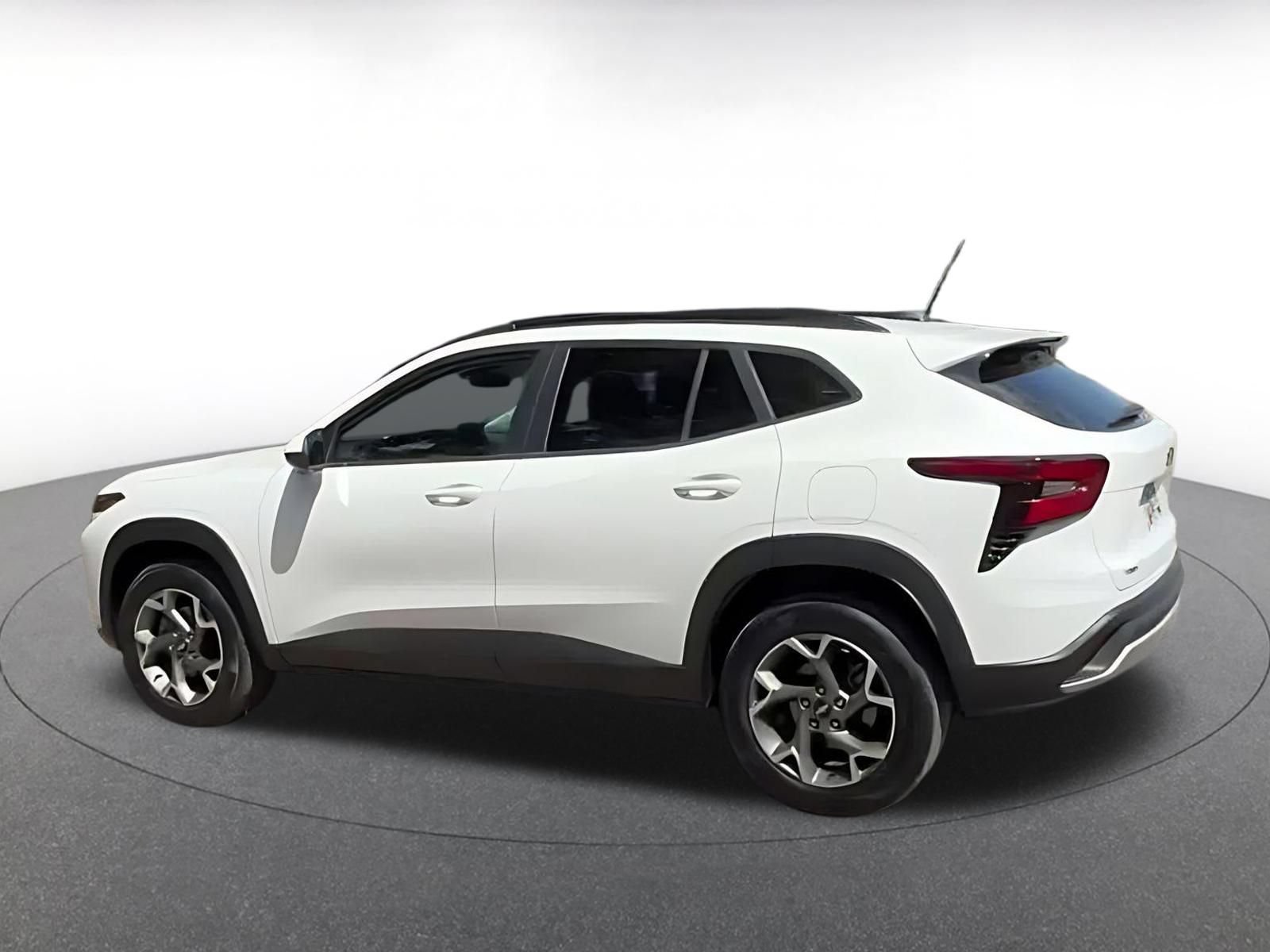 Thumbnail: 2025 Chevrolet Trax - 15