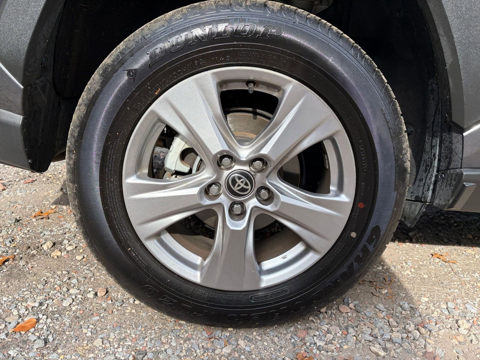 Thumbnail: 2025 Toyota RAV4 - 30