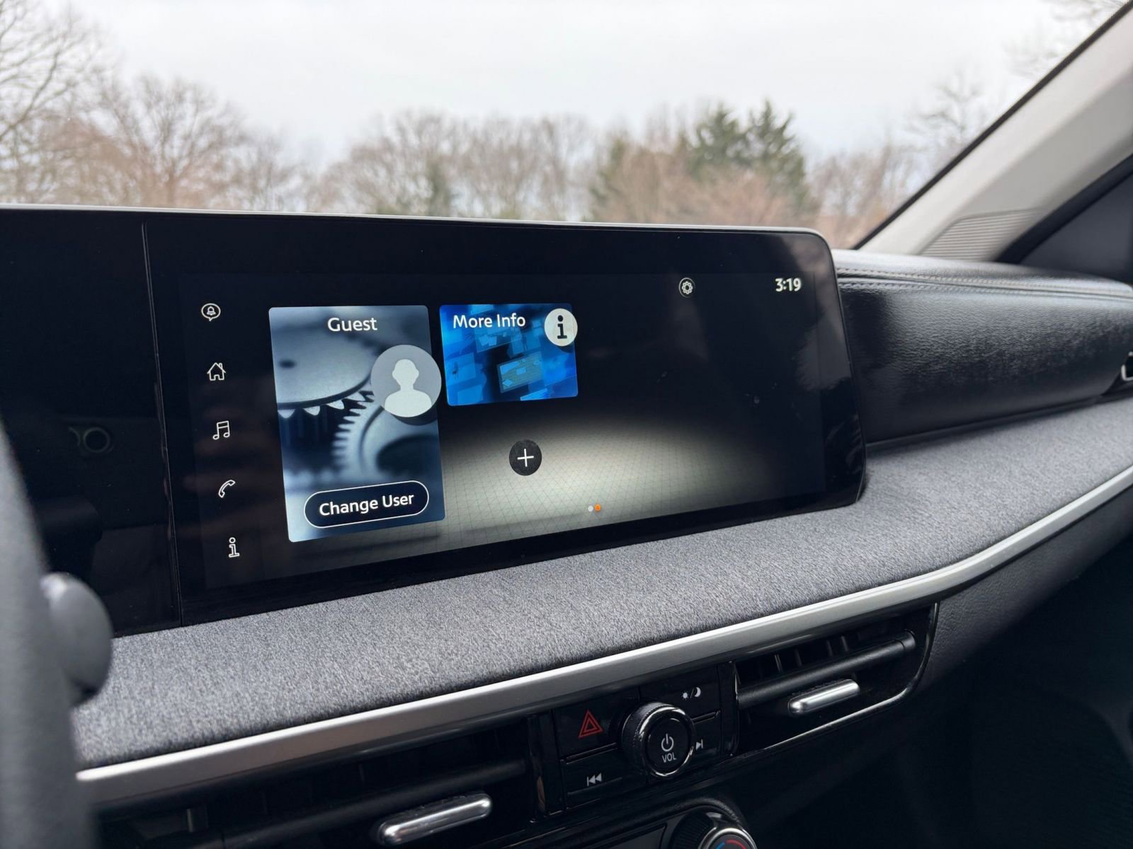 Thumbnail: 2025 Nissan Kicks - 20