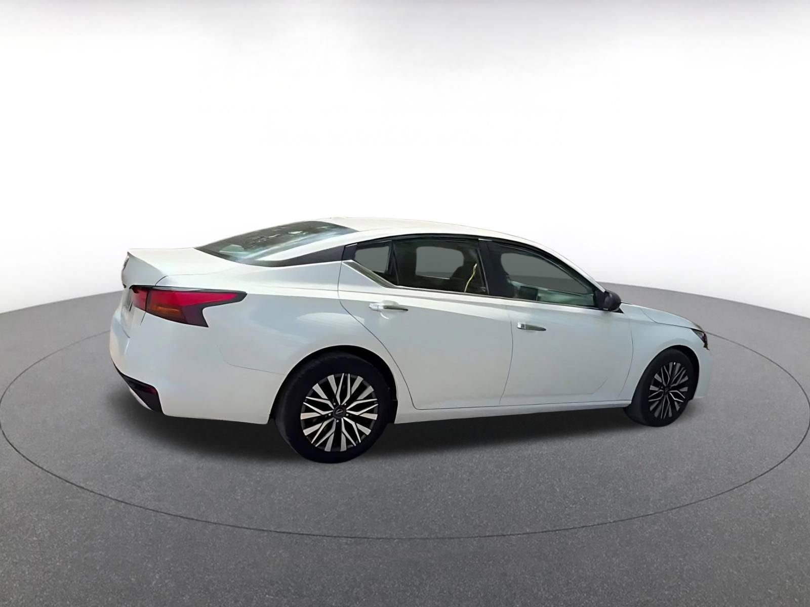 Thumbnail: 2025 Nissan Altima - 14