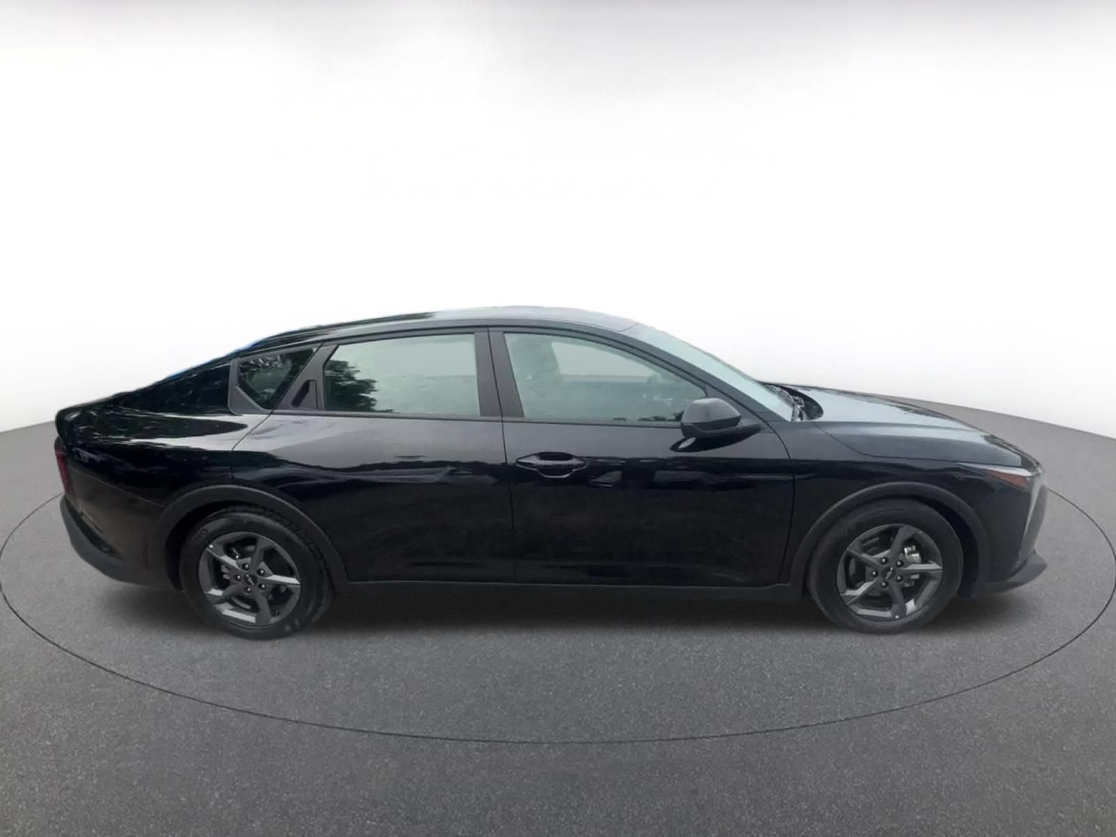 Thumbnail: 2025 Kia K4 - 15