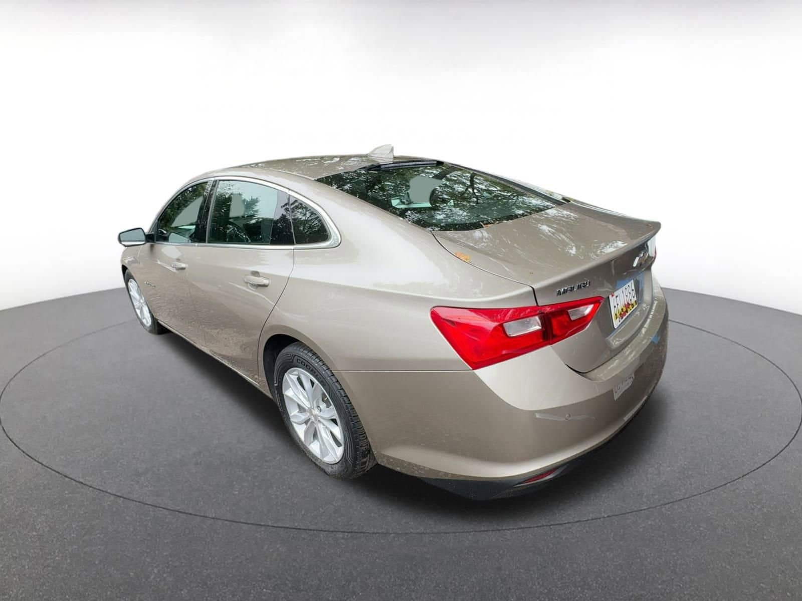 Thumbnail: 2024 Chevrolet Malibu - 4