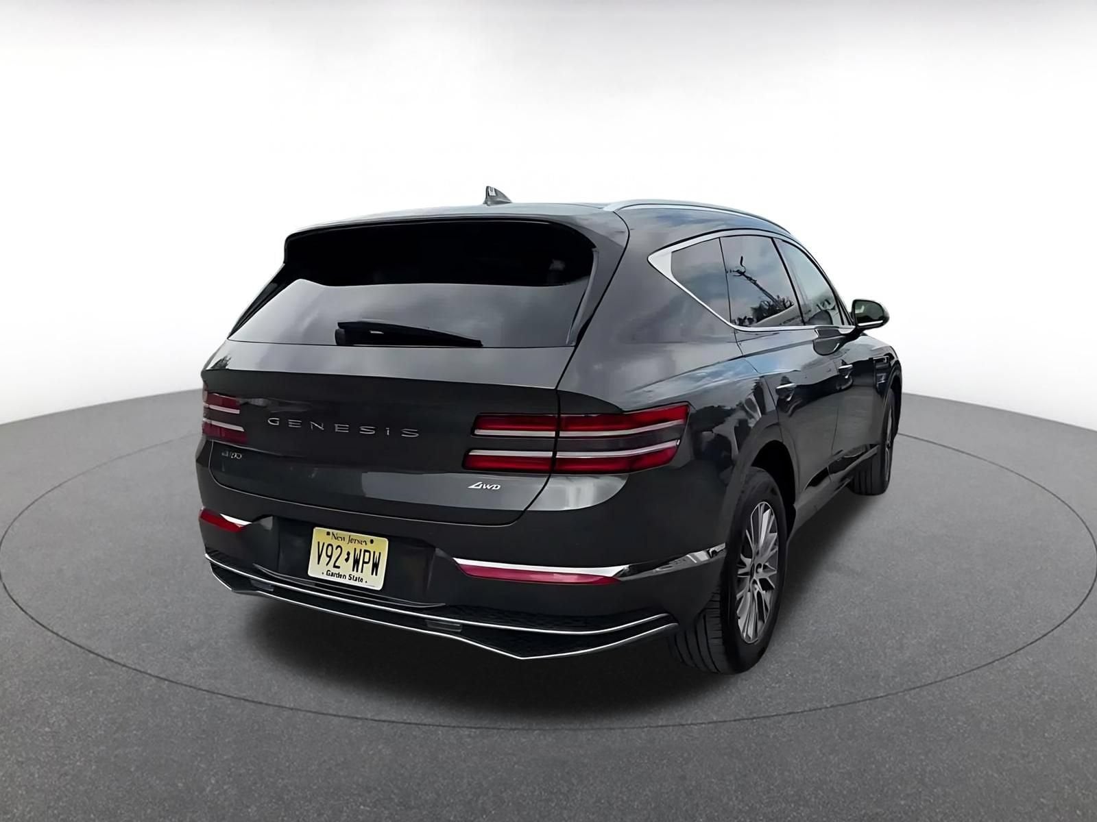 Thumbnail: 2026 Genesis GV80 - 13