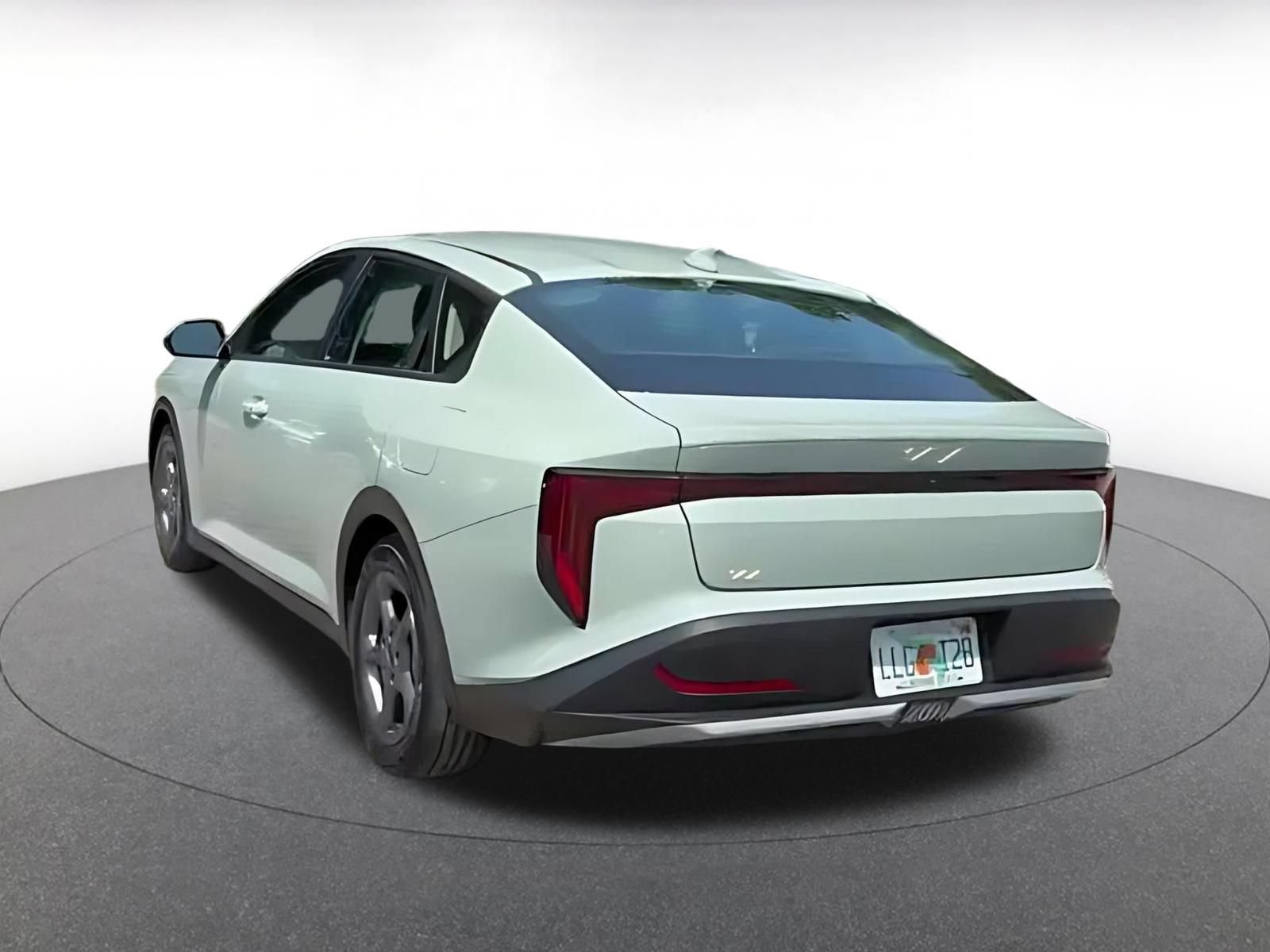 Thumbnail: 2025 Kia K4 - 11
